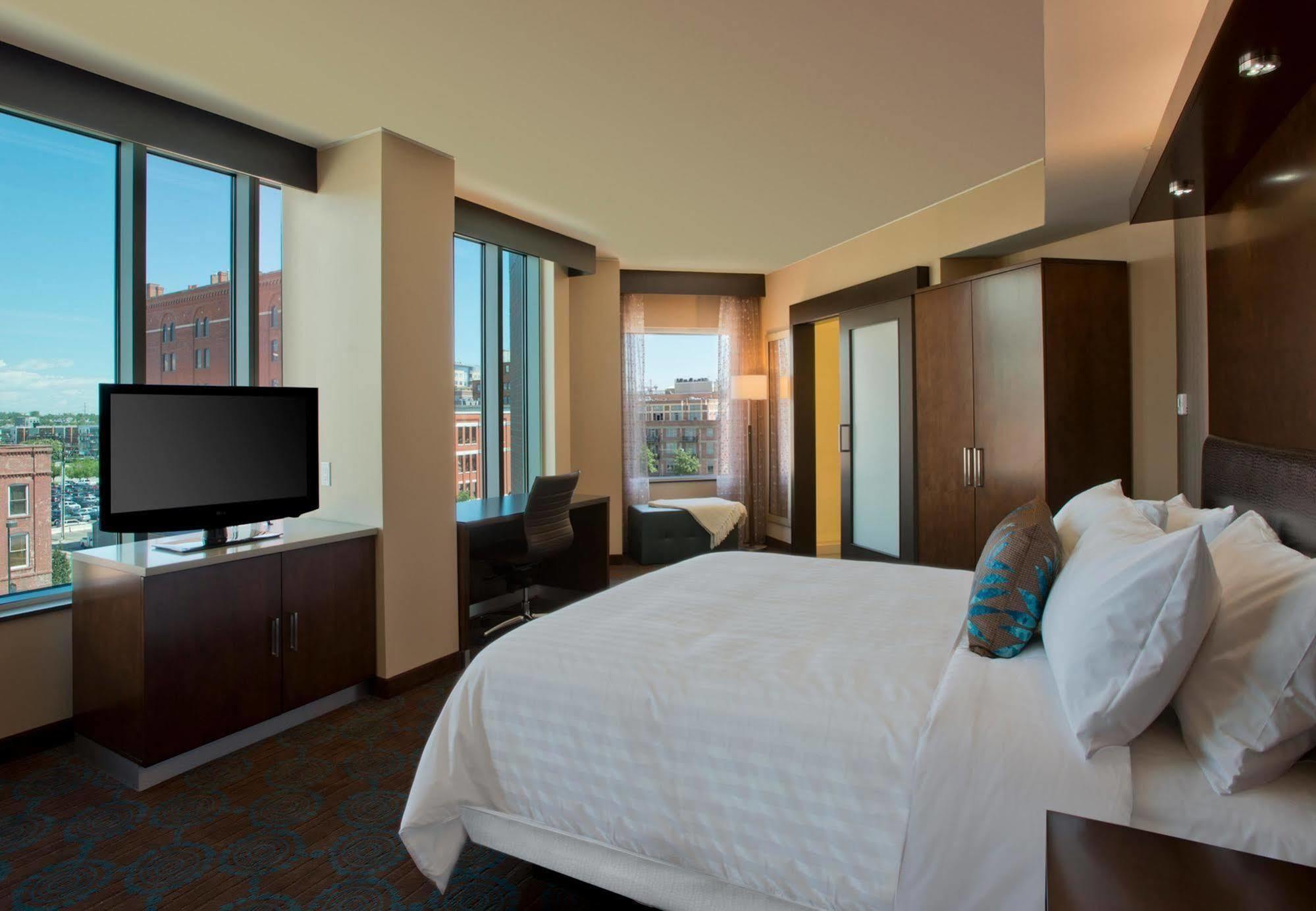 Springhill Suites By Marriott Denver Downtown Exterior foto